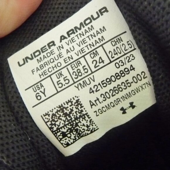 Under Armour Jet 23 GS Size 6 YOUTH - Picture 3 of 10